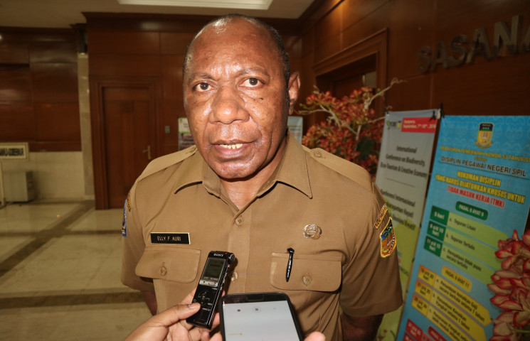 Pemprov Mulai Bayarkan Gaji Guru Kabupaten Jayapura